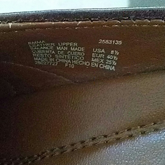 Earth Spirit Classics Slip On Shoes - Picture 4 of 6